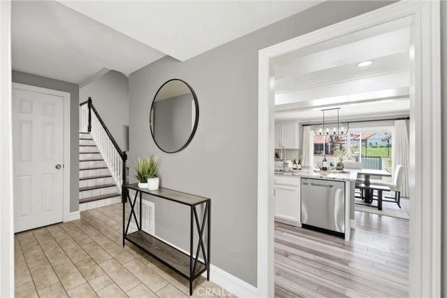 1409 Arch Lane, Huntington Beach, CA 92648