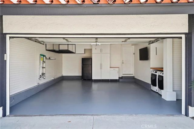 1409 Arch Lane, Huntington Beach, CA 92648