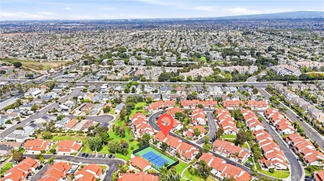 1409 Arch Lane, Huntington Beach, CA 92648