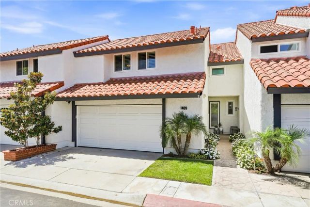1409 Arch Lane, Huntington Beach, CA 92648