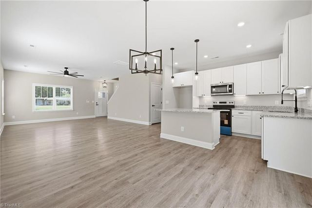 863 Sedge Garden Road, Kernersville, NC 27284