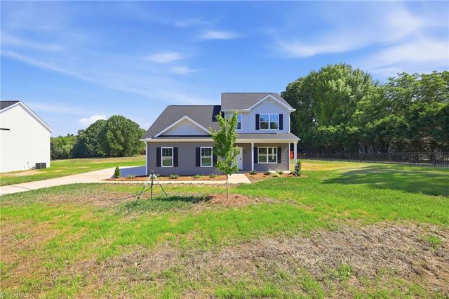 863 Sedge Garden Road, Kernersville, NC 27284