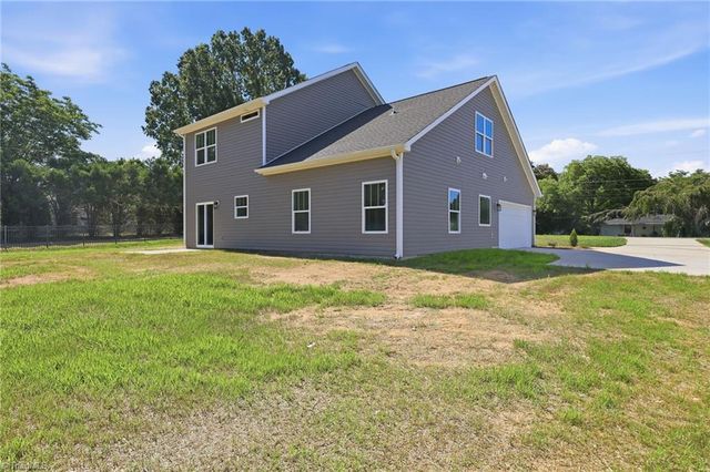 863 Sedge Garden Road, Kernersville, NC 27284