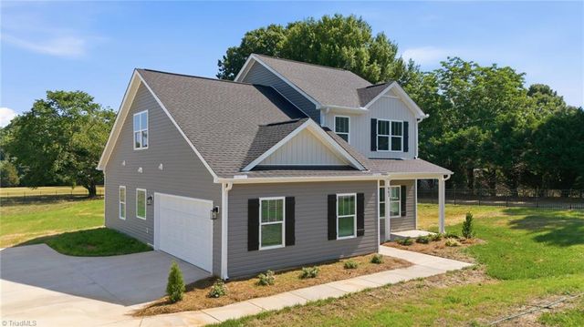 863 Sedge Garden Road, Kernersville, NC 27284