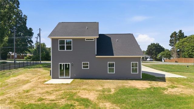 863 Sedge Garden Road, Kernersville, NC 27284