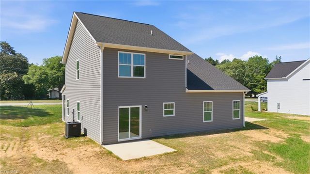 863 Sedge Garden Road, Kernersville, NC 27284