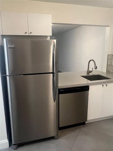 7720 Camino Real E407, Miami, FL 33143