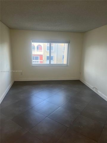 7720 Camino Real E407, Miami, FL 33143