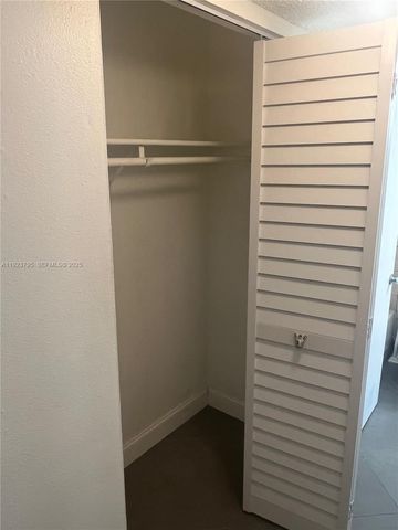 7720 Camino Real E407, Miami, FL 33143