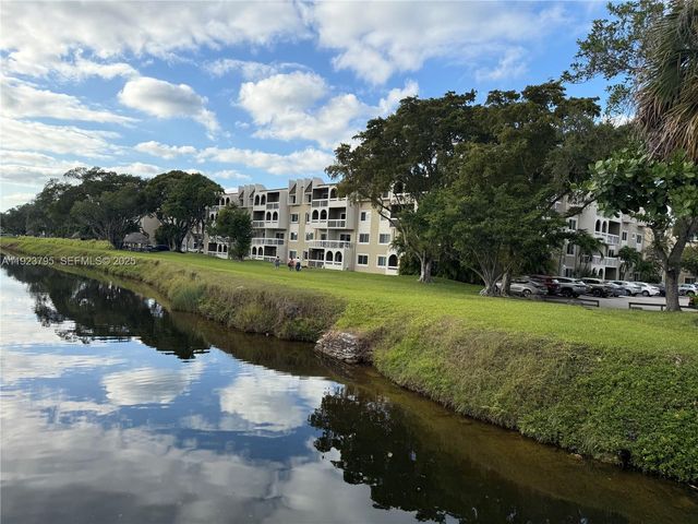 7720 Camino Real E407, Miami, FL 33143