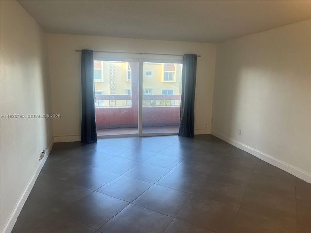 7720 Camino Real E407, Miami, FL 33143