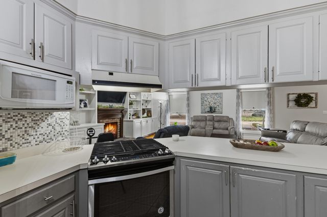 624 Eatonville Rd., Hattiesburg, MS 39401