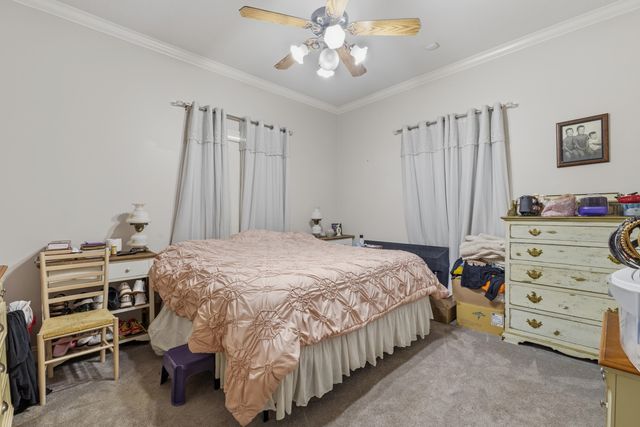 624 Eatonville Rd., Hattiesburg, MS 39401