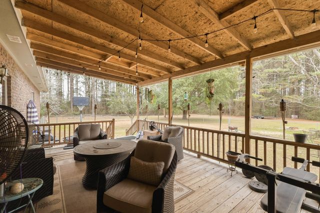 624 Eatonville Rd., Hattiesburg, MS 39401