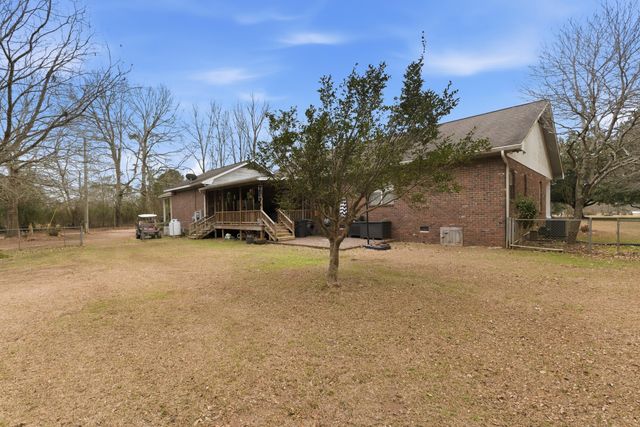 624 Eatonville Rd., Hattiesburg, MS 39401