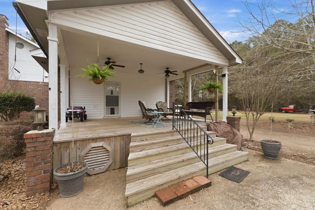 624 Eatonville Rd., Hattiesburg, MS 39401