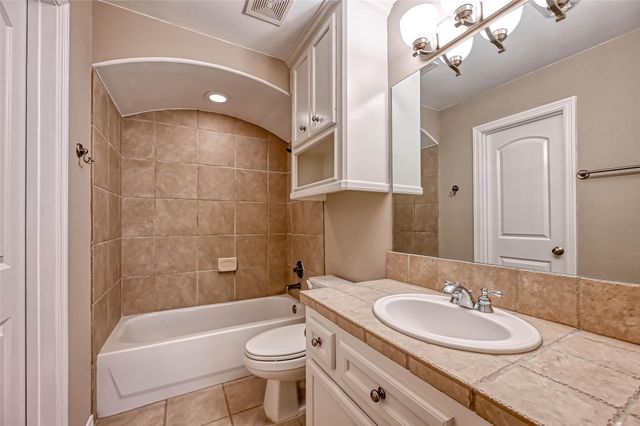 13815 Nathan Ridge Lane, Cypress, TX 77429