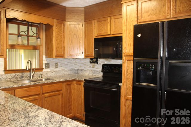 3505 Nelson Lane, Morganton, NC 28655