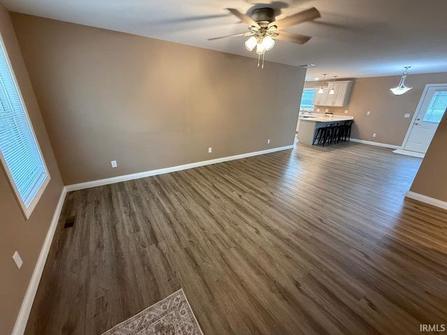 204 W Franklin Lane, Fort Branch, IN 47648