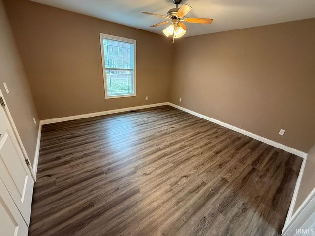 204 W Franklin Lane, Fort Branch, IN 47648