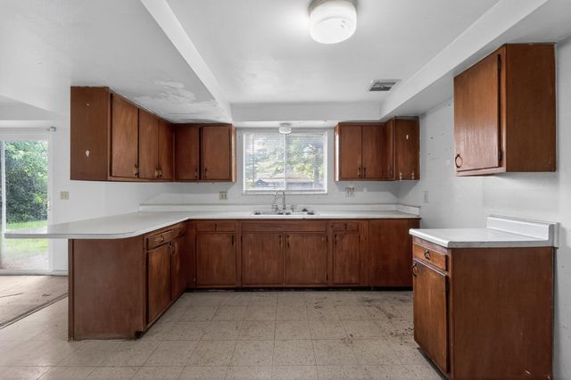 3718 Caracas Drive, Westerville, OH 43081