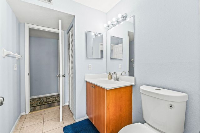 1885 Palm Cove Boulevard 10-207, Delray Beach, FL 33445