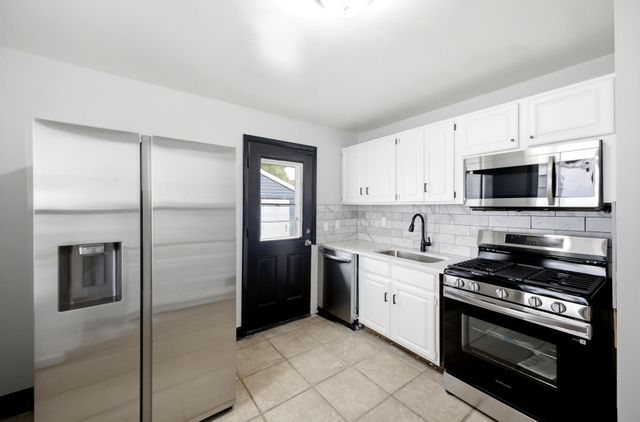 165 Demorest Avenue, Columbus, OH 43204
