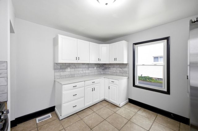165 Demorest Avenue, Columbus, OH 43204