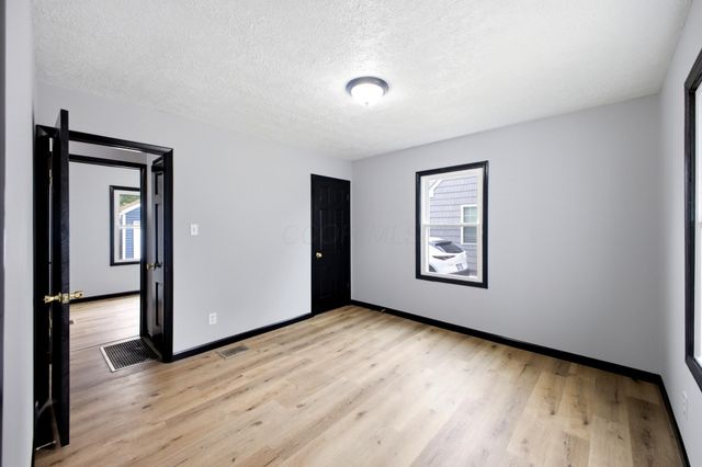 165 Demorest Avenue, Columbus, OH 43204