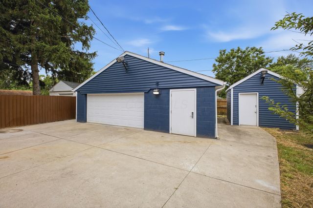 165 Demorest Avenue, Columbus, OH 43204