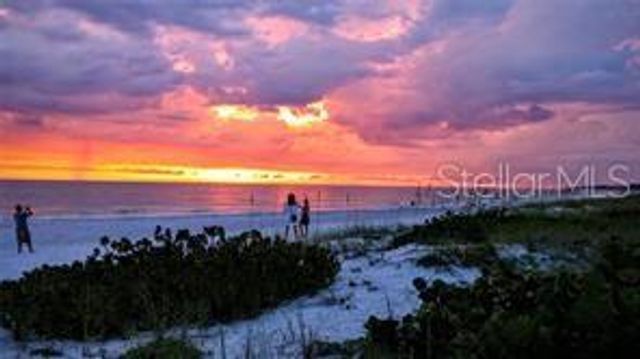 4242 HERON WAY B323, Bradenton, FL 34205