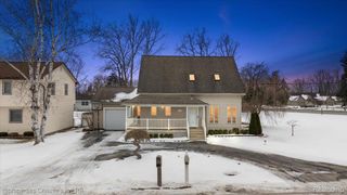 15850 Edsel Drive, Clinton Charter Township, MI 48035