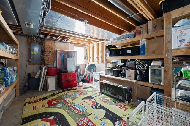 20490 W 219th Terrace, Spring Hill, KS 66083