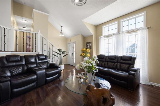 20490 W 219th Terrace, Spring Hill, KS 66083