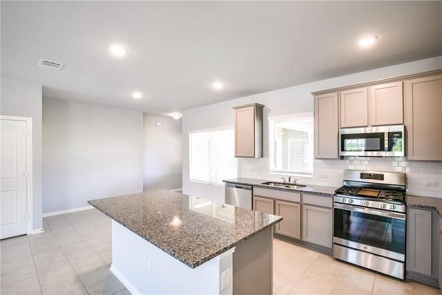 509 Pulitzer DR, Hutto, TX 78634