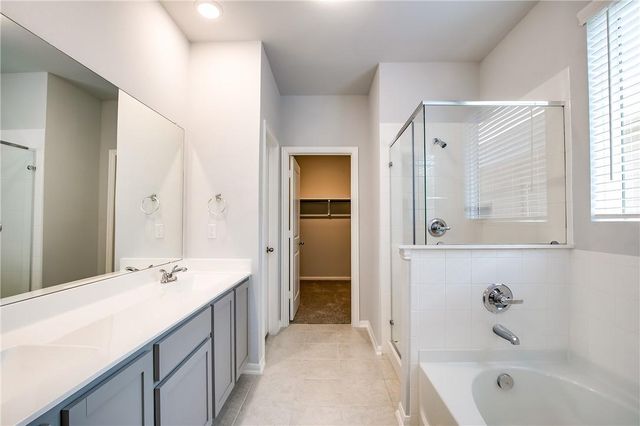 509 Pulitzer DR, Hutto, TX 78634