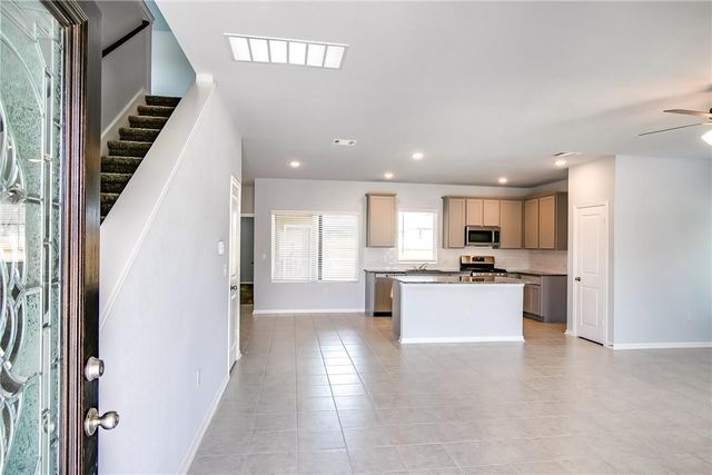 509 Pulitzer DR, Hutto, TX 78634