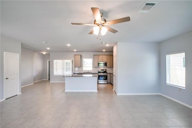 509 Pulitzer DR, Hutto, TX 78634