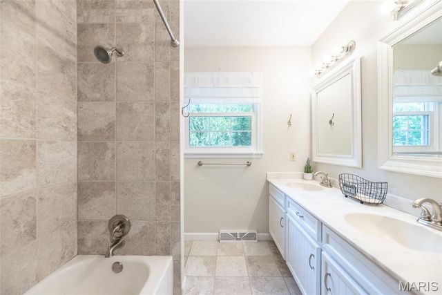 1526 Candish Lane, Chesterfield, MO 63017