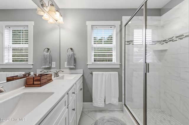 38 Pin Oak Court, Hampstead, NC 28443