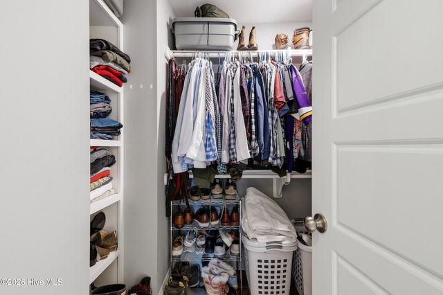 38 Pin Oak Court, Hampstead, NC 28443