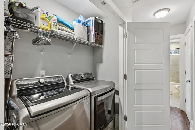 38 Pin Oak Court, Hampstead, NC 28443