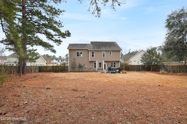 38 Pin Oak Court, Hampstead, NC 28443