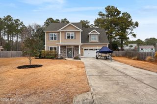 38 Pin Oak Court, Hampstead, NC 28443