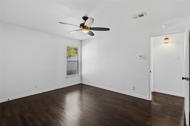 3222 Nebraska Avenue, Dallas, TX 75216