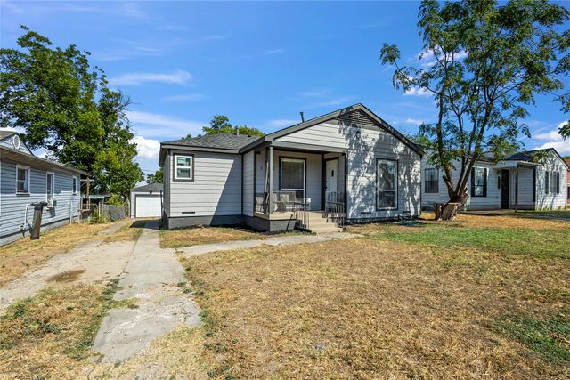 3222 Nebraska Avenue, Dallas, TX 75216