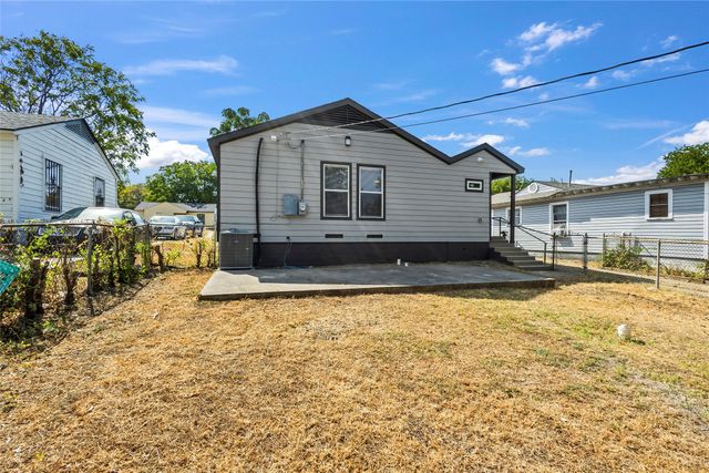 3222 Nebraska Avenue, Dallas, TX 75216