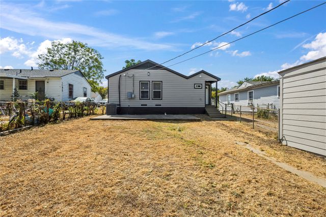 3222 Nebraska Avenue, Dallas, TX 75216