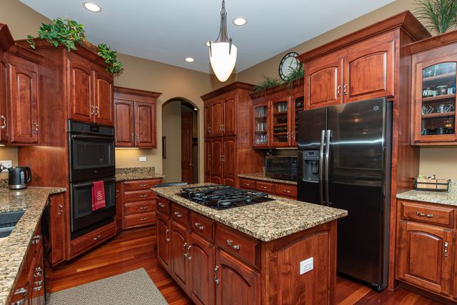 19657 Sharp Road, Elwood, IL 60421