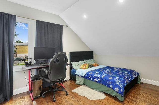 75 Hemlock Street, Bridgeport, CT 06605